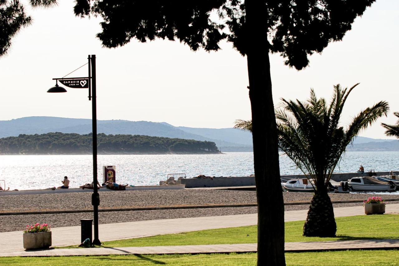 Kuca Sladoleda Hotel Biograd Na Moru Exterior photo